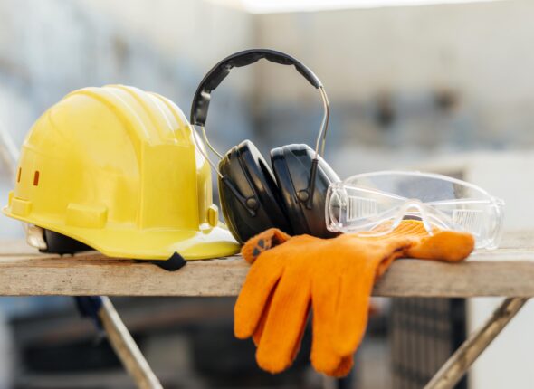 front-view-protective-glasses-with-hard-hat-headphones